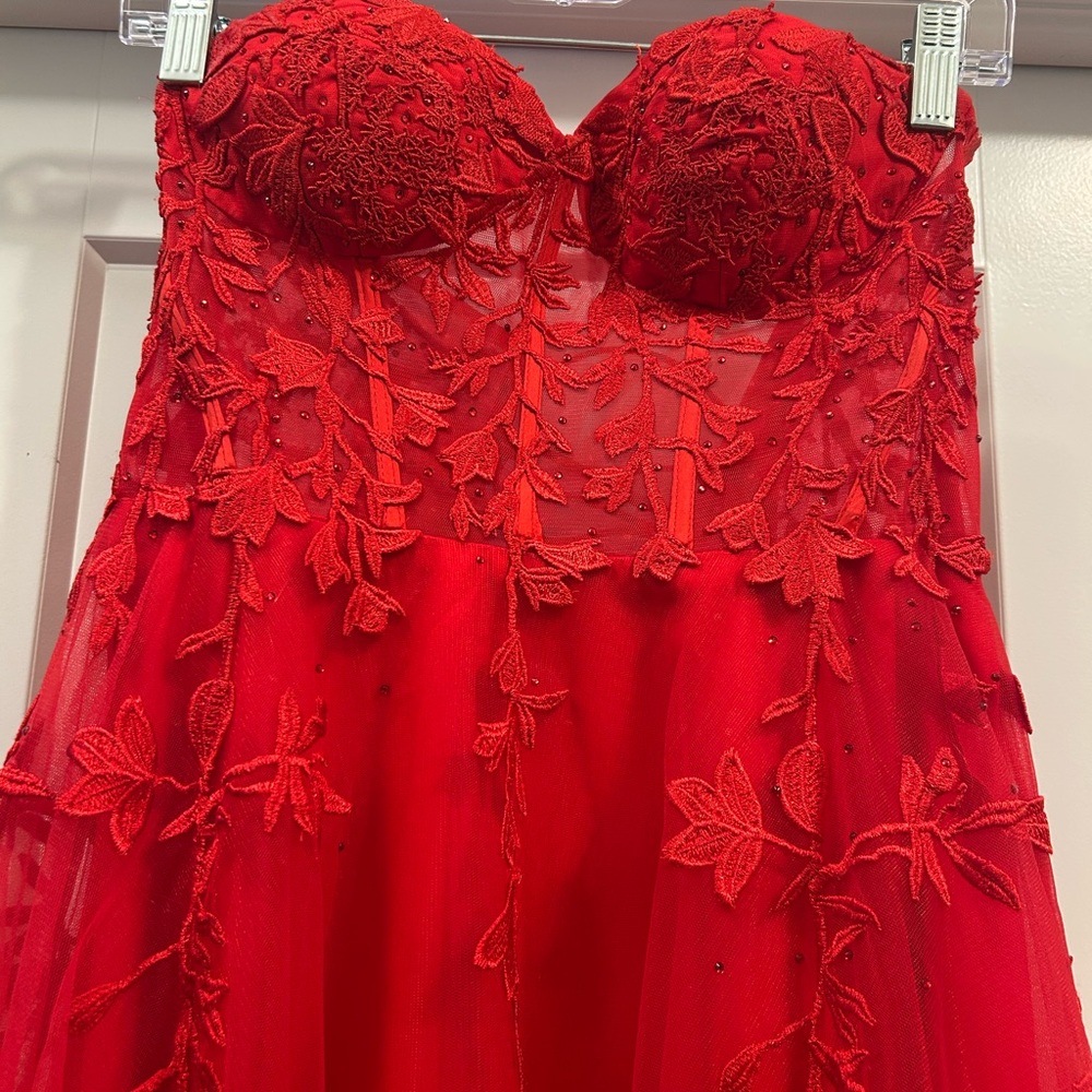 Stacees Prom Dress Size 4 - Picture 3 of 14